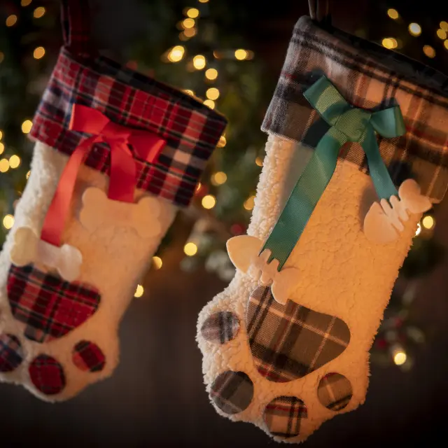 Riego abrazo cuchara Manualidades navideñas: botas navideñas para mascotas