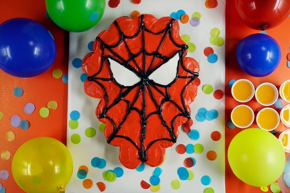 Pastel de Cupcakes de Spiderman