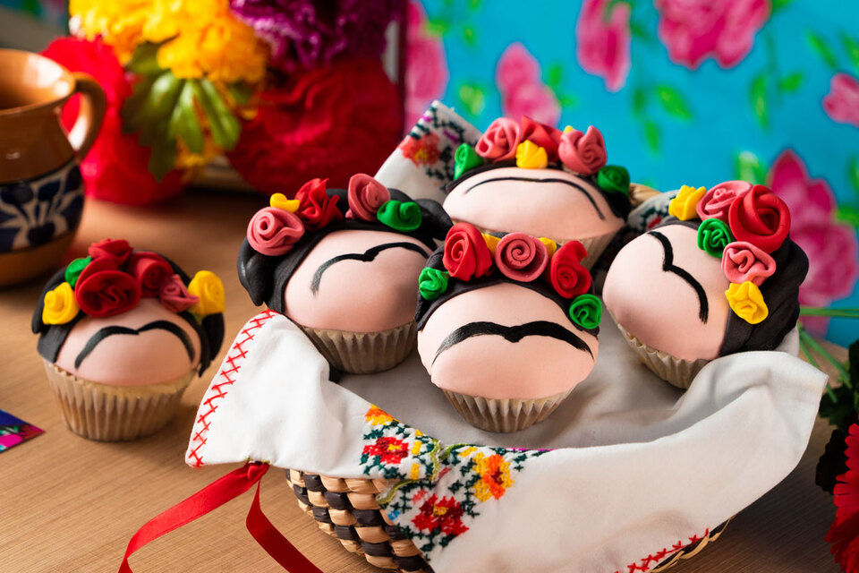 Cupcakes Decorados de Frida Kahlo