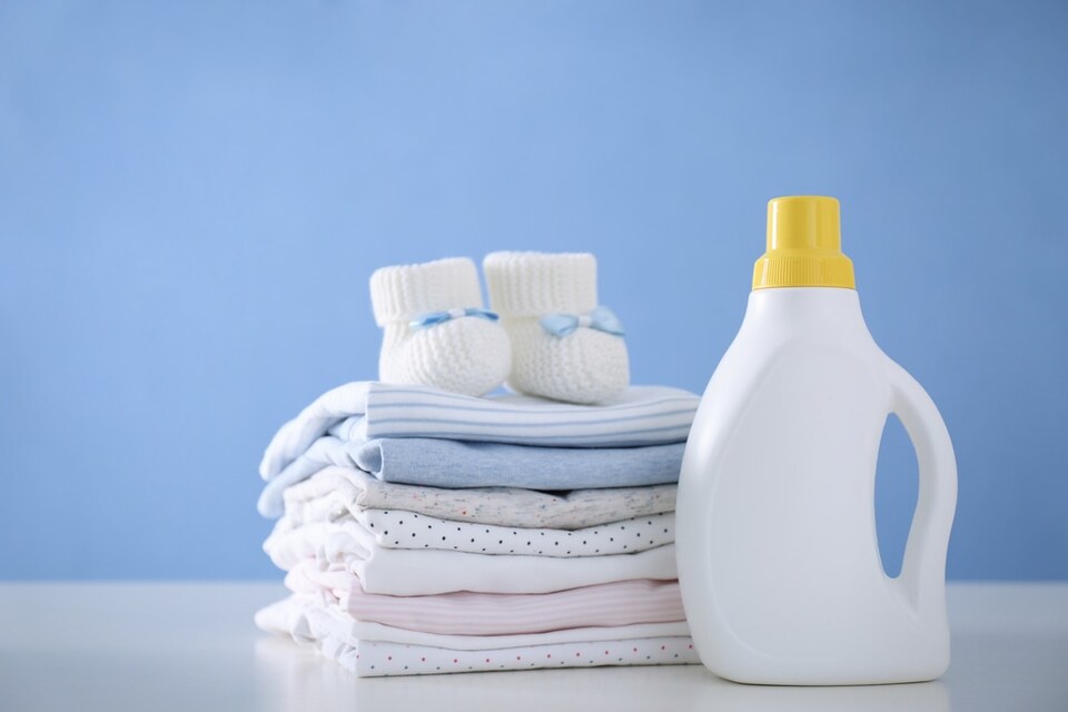 Cómo hacer jabón para lavar ropa de bebé