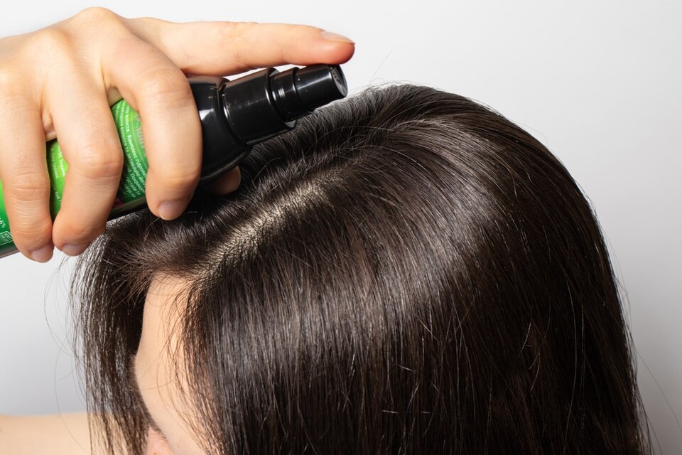 Cuidado del cabello: Tratamiento casero para fortalecer el y evitar que se caiga